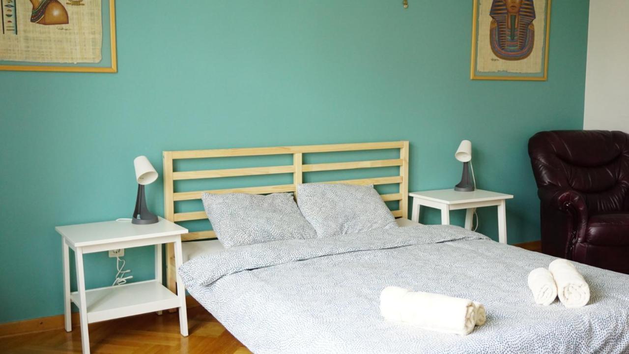 Green Land Apartment Belgrado Esterno foto